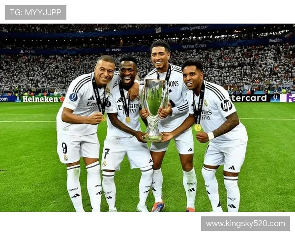 皇家马德里巅峰对决再起豪门争锋引爆绿茵赛场激情时刻 皇家马德里巅峰对决再起豪门争锋引爆绿茵赛场激情时刻