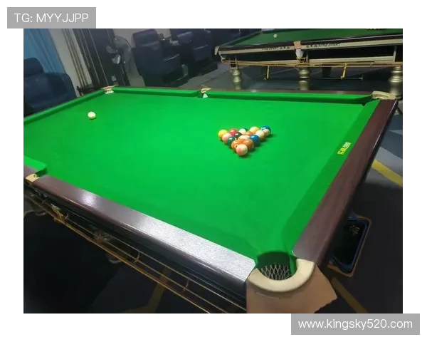 台球技巧与策略全面解析：从基础到进阶的完美指南