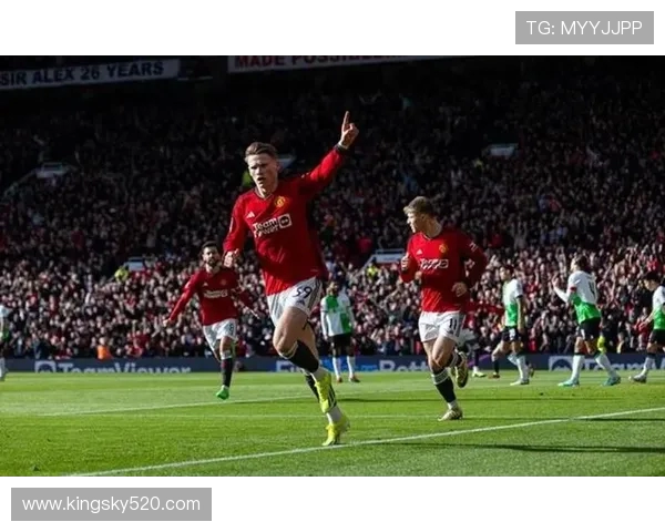 利物浦与曼联激战再起 谁能在英超巅峰对决中笑到最后 利物浦与曼联激战再起 谁能在英超巅峰对决中笑到最后