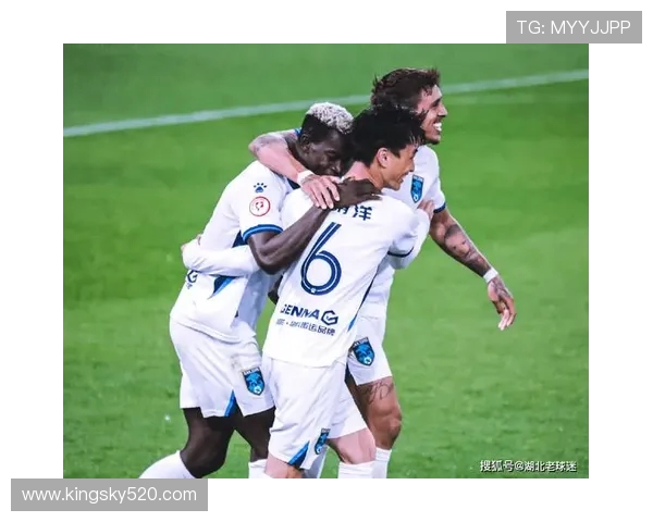 南通支云迎战强敌全力争胜 力拼关键三分再攀新高 南通支云迎战强敌全力争胜 力拼关键三分再攀新高