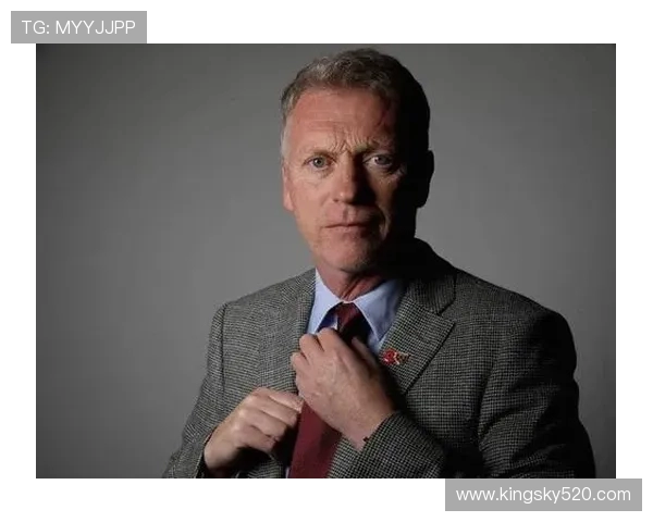 弗朗茨·贝肯鲍尔：从球场传奇到足坛大师的非凡人生轨迹