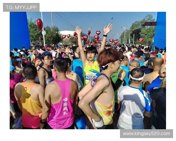 南京攀岩队在城市马拉松中的团队协作表现与挑战分析 南京攀岩队在城市马拉松中的团队协作表现与挑战分析