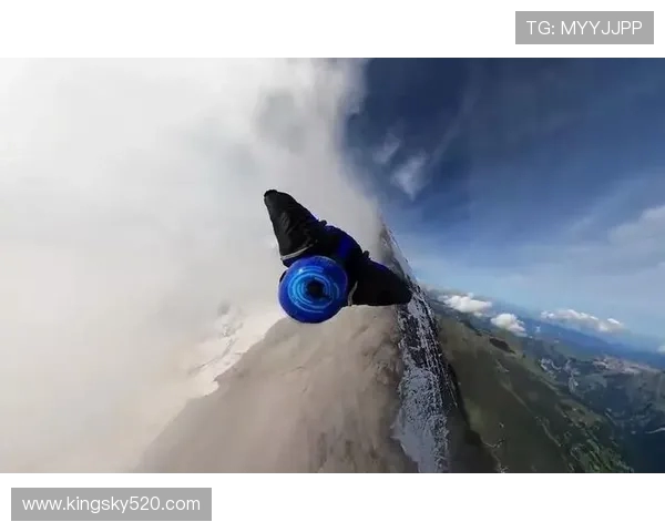 极限运动的魅力与挑战：深入广州极限运动队员的个人技能与成长之路