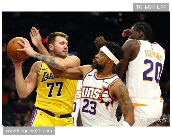 07年湖人对决太阳的经典对抗赛回顾与精彩瞬间分析