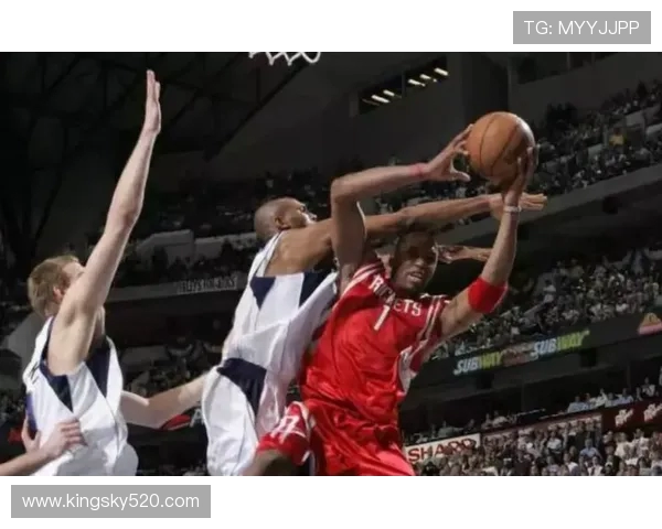 2015年火箭与小牛季后赛对决回顾及精彩瞬间分析