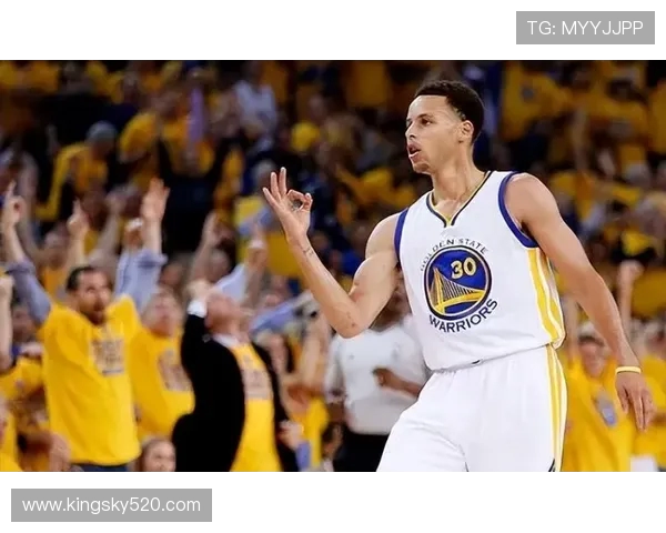 勇士横扫骑士以四比零完胜夺冠展现无与伦比的团队实力与决胜时刻的绝对统治力 勇士横扫骑士以四比零完胜夺冠展现无与伦比的团队实力与决胜时刻的绝对统治力