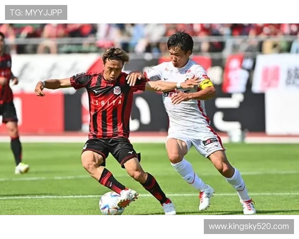 名古屋鲸与扎幌的激烈对决展现足球魅力与团队精神