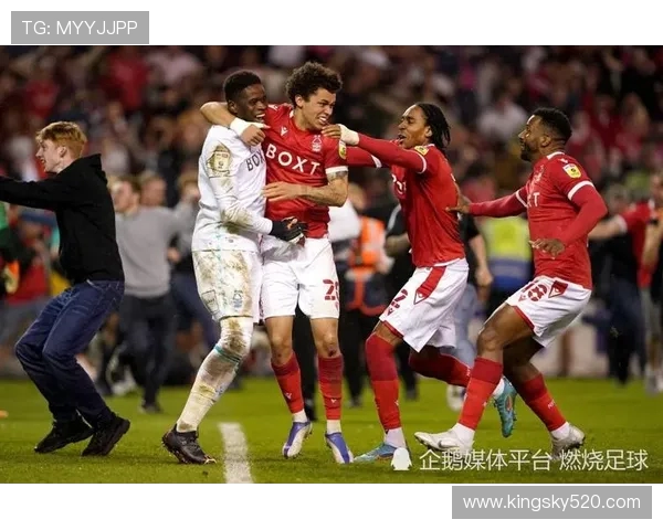 奥列格与小黑的巅峰对决谁能在赛场上笑到最后